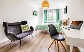 4 estaciones - Tu hogar en el corazón de Oviedo