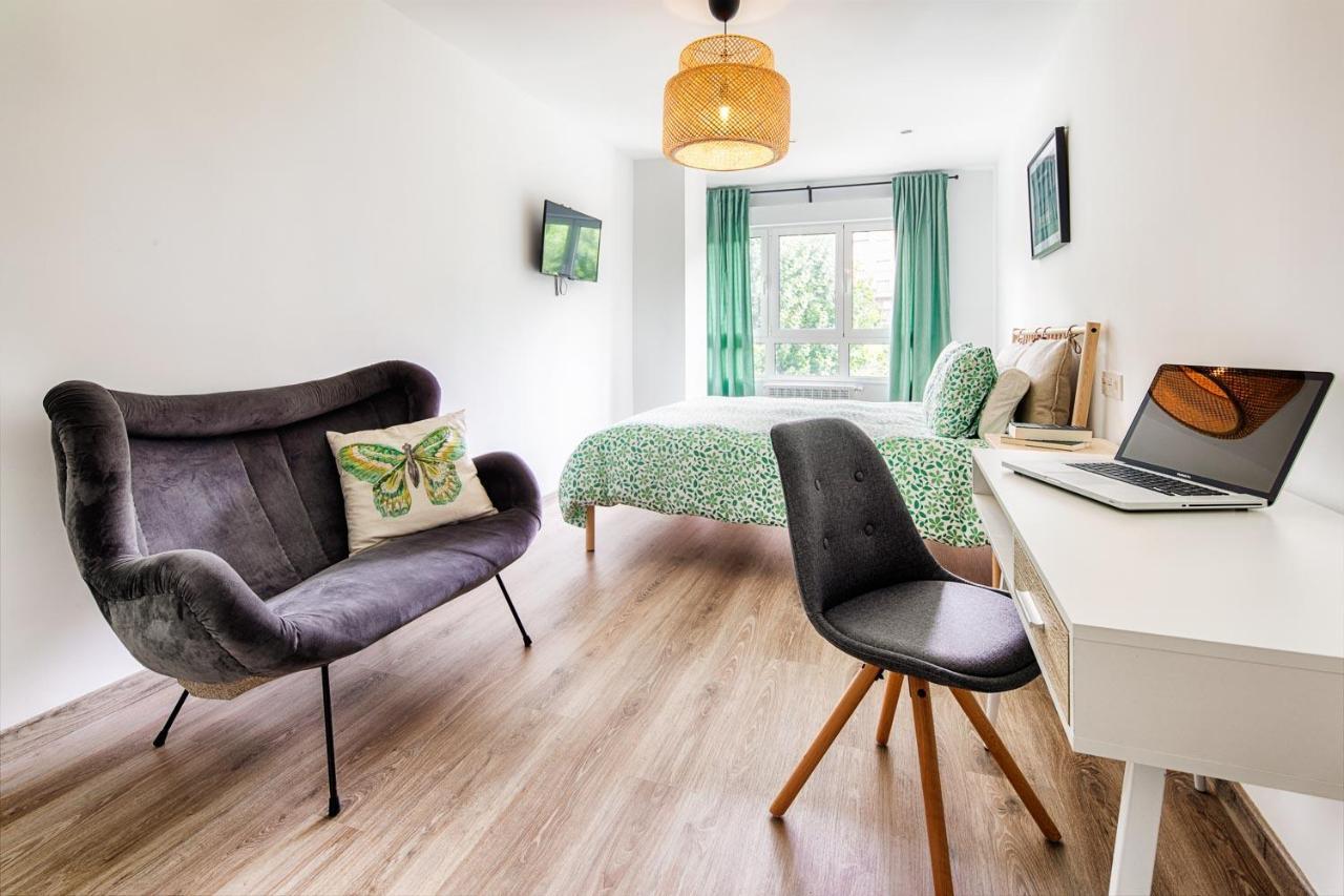 Apartamento 4 estaciones - Tu hogar en el corazón de Oviedo Exterior foto