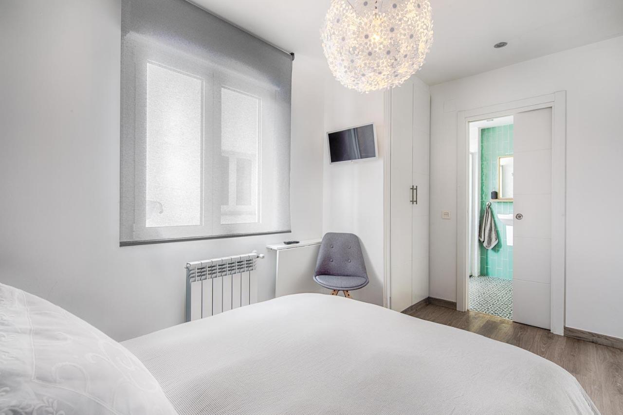 Apartamento 4 estaciones - Tu hogar en el corazón de Oviedo Exterior foto