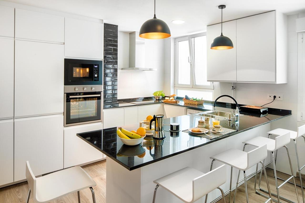 Apartamento 4 estaciones - Tu hogar en el corazón de Oviedo Exterior foto