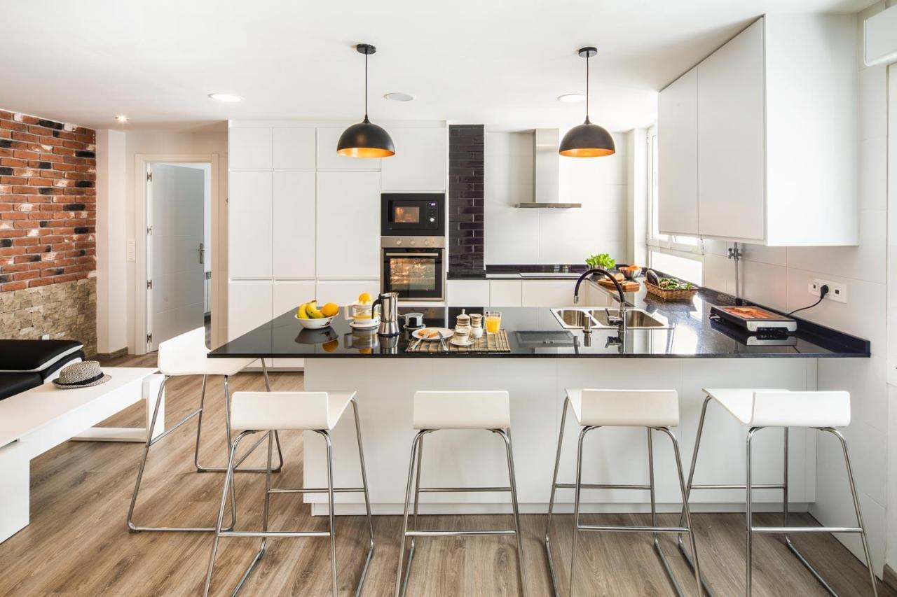 Apartamento 4 estaciones - Tu hogar en el corazón de Oviedo Exterior foto
